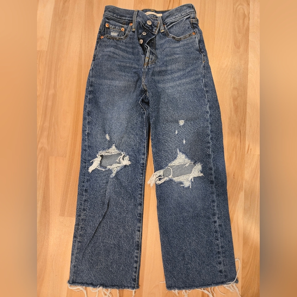 Levis Ribcage Straight Ankle